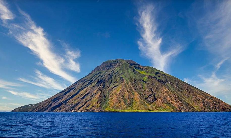 RAI , Cicchitto (REL) : bene la fiction sulla protezione civile - SprayNews - Monica Macchioni