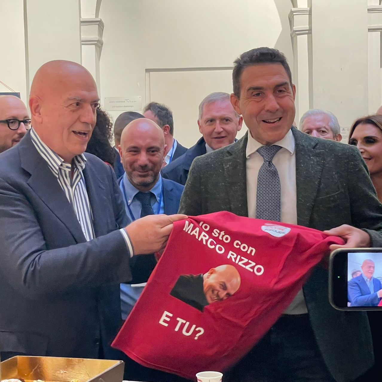 Rizzo - Vannacci ; SprayNews - Monica Macchioni