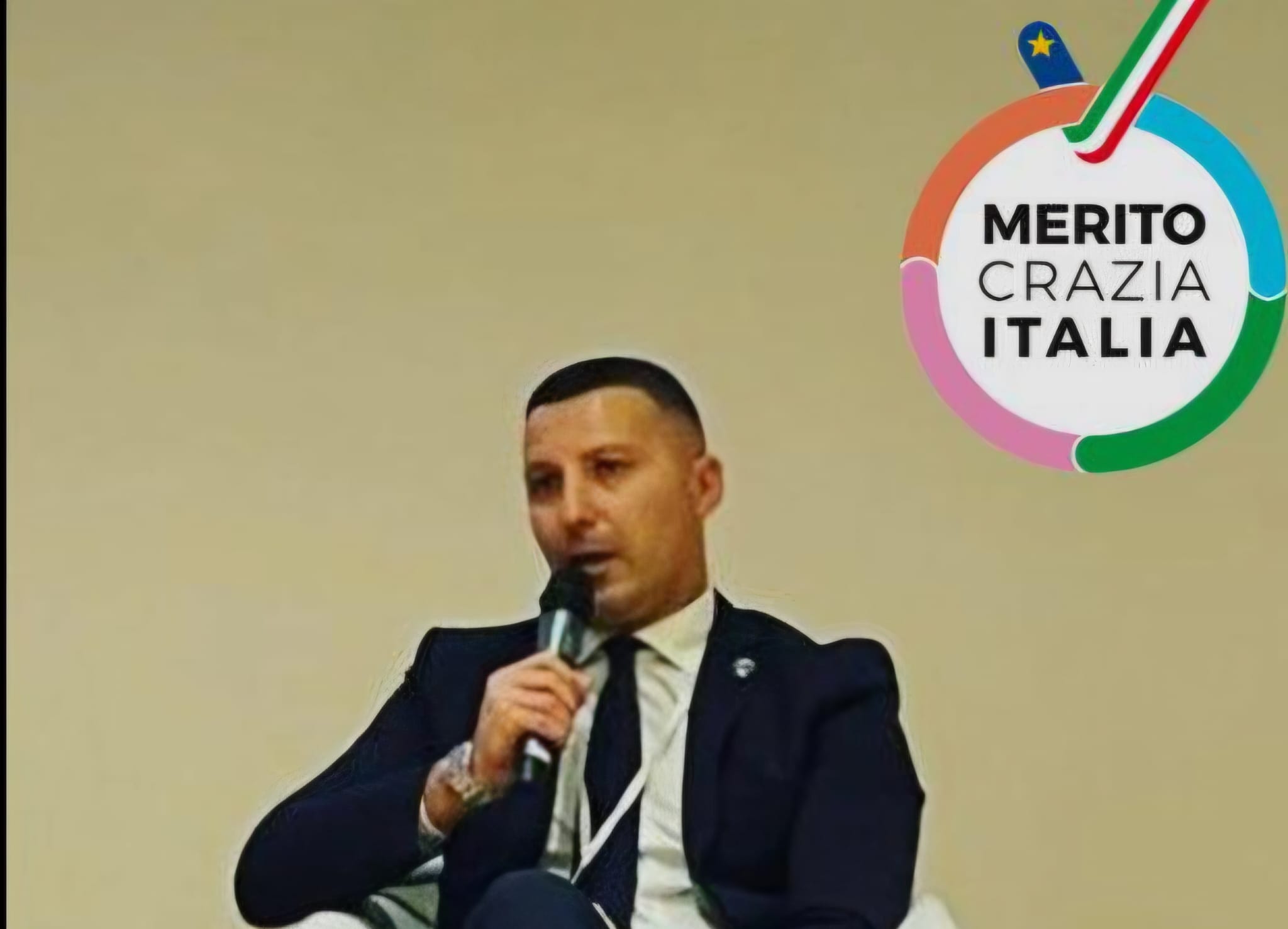 Walter Mauriello, Meritocrazia 1 - SprayNews - Monica Macchioni Walter Mauriello, Meritocrazia - SprayNews - Monica Macchioni